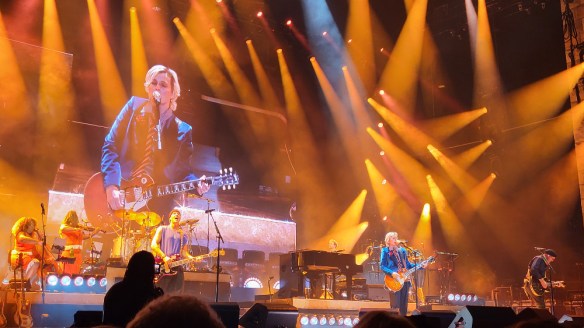 photo of Brandie Carlile in concert 